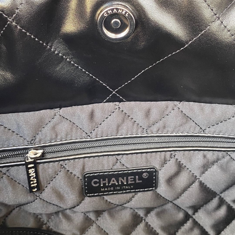 Chanel Shopping Bags